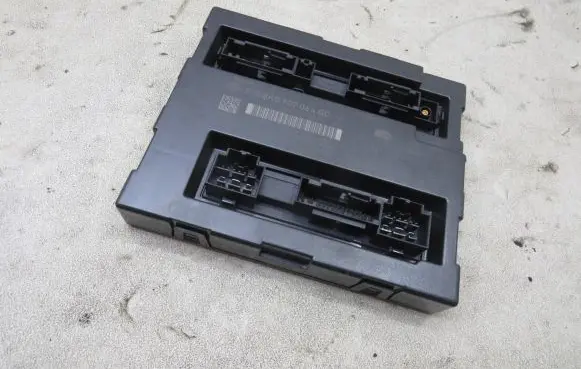 Audi A4 S4 B8 8K Comfort/convenience module 8K0907064GC