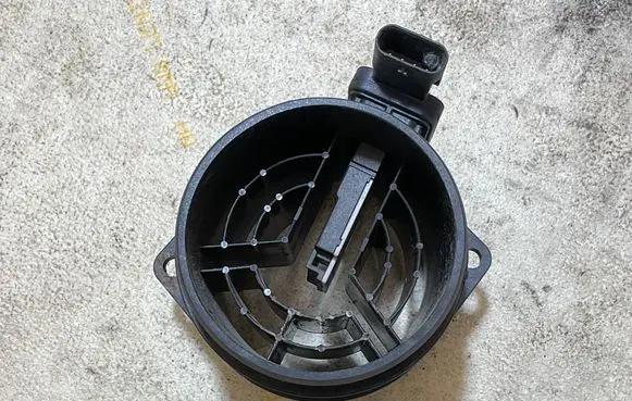 Mercedes-Benz Sprinter W906 Mass air flow meter A2C93230200