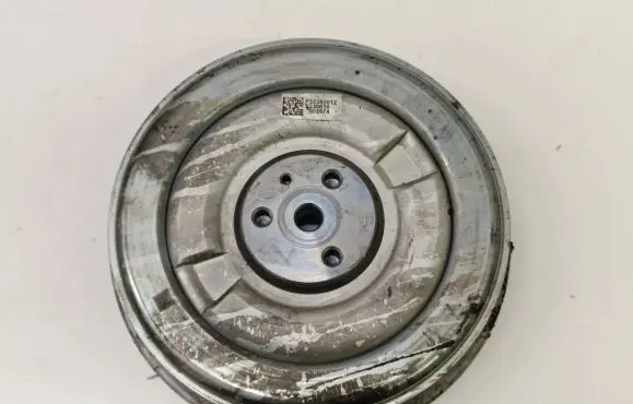 Volvo XC60 Crankshaft pulley 32380012