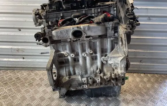 Peugeot 308 Engine