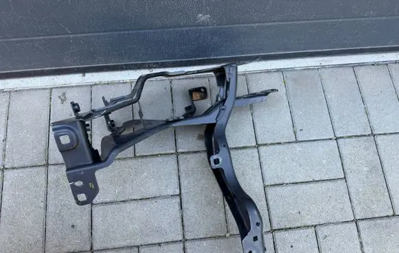 BMW X5 G05 Headlight/headlamp mounting bracket 51647421709