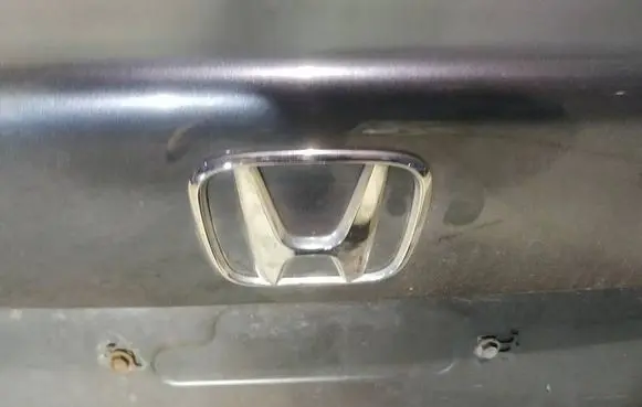 Honda Accord Manufacturer badge logo/emblem 