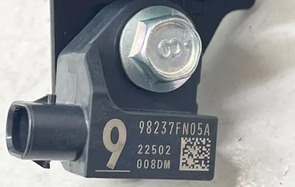 Subaru Crosstrek III Airbag deployment crash/impact sensor 98237FN05A 008DM 22502
