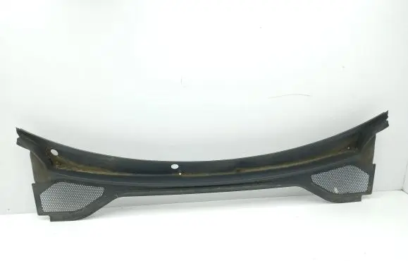 Audi Q2 - Wiper trim 81C819403