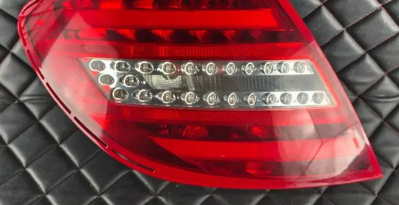 Mercedes-Benz C W204 Rear/tail lights 2049060203
