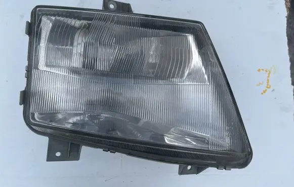 Mercedes-Benz Vito Viano W638 Headlight/headlamp 6388200161 67629580