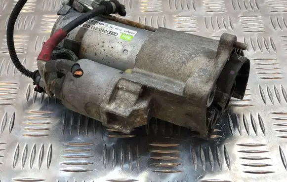 Audi A4 S4 B7 8E 8H Starter motor O6D911023A