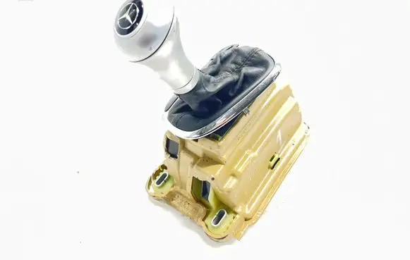Mercedes-Benz CLC CL203 Gear shifter/selector A2032678524