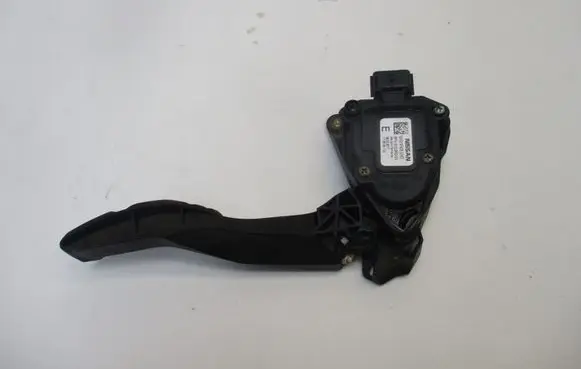 Nissan Micra K14 Accelerator throttle pedal 180021KMOB