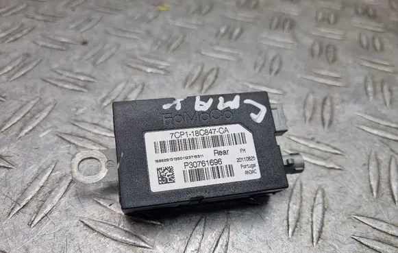 Ford C-MAX II Aerial antenna amplifier 7CP118C847CA P30761696