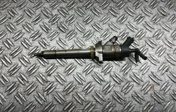 Volvo V50 Fuel injector