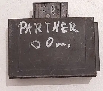 Peugeot Partner Other control units/modules 73642002 9624799080