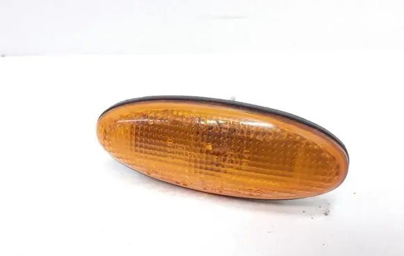 Mazda 626 Front fender indicator light 0464120