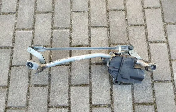 Volvo V40 Front wiper linkage and motor 3397021692