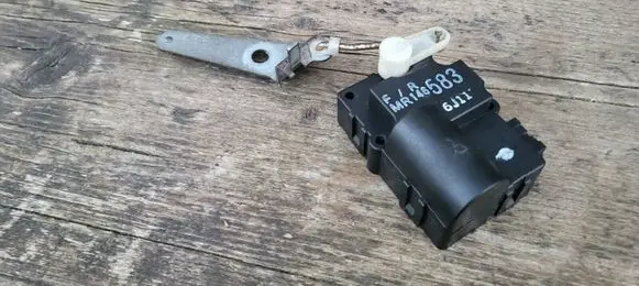 Mitsubishi Carisma Air flap motor/actuator MR146583