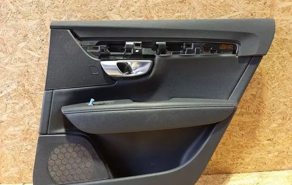 Volvo S90, V90 Rear door card panel trim 31393233