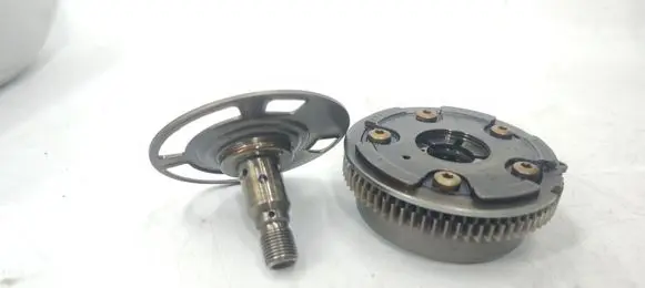 Mercedes-Benz R W251 Camshaft pulley/ VANOS 2720501608 A2720504147 A2720510339