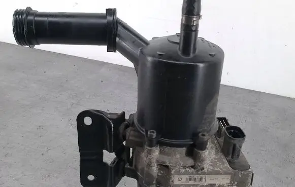 Citroen C4 I Power steering pump
