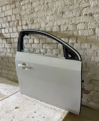 Volvo S60 Front door 31424598