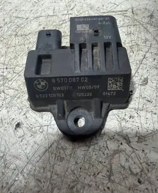 BMW 1 F20 F21 Glow plug pre-heat relay 857008702 0522120103
