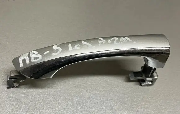 Mercedes-Benz C AMG W203 Rear door exterior handle