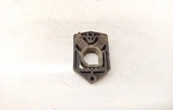Skoda Octavia Mk2 (1Z) Radiator mount bracket 1K0121367D