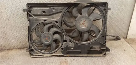 Volvo V70 Electric radiator cooling fan 30792924 3135104003