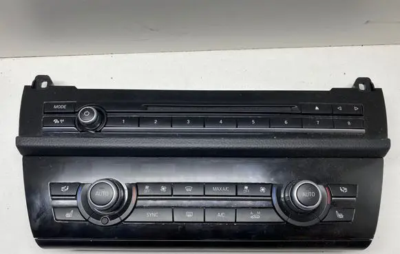 BMW 5 F10 F11 Climate control unit 9352761