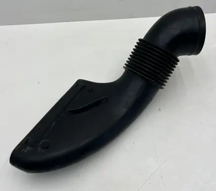 Volvo V70 Air intake duct part 9445144