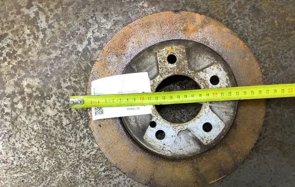 Mercedes-Benz C W203 Rear brake disc