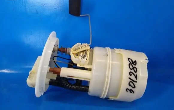 Nissan Sentra B17 Fuel filter 170403SG0A