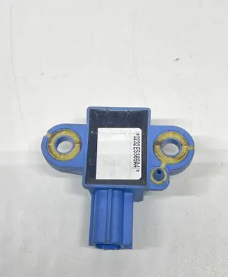 Volkswagen Golf V Airbag deployment crash/impact sensor 1K0955557A
