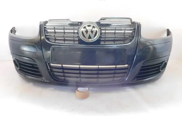Volkswagen Golf V Front bumper