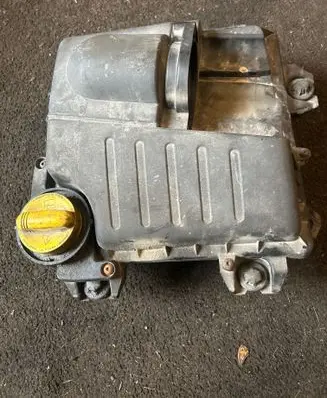 Renault Trafic II (X83) Air filter box 8200760899 93861383 02411