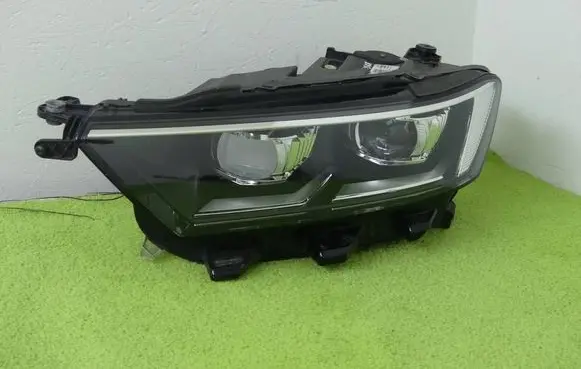 Volkswagen T-Roc Headlight/headlamp 2GA941035D
