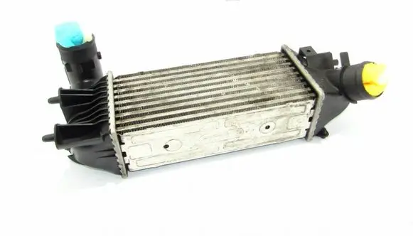 Citroen C5 Intercooler radiator 9637809480