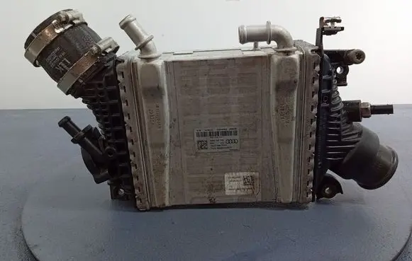 Audi Q7 4M Intercooler radiator 059145803P