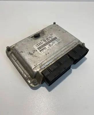 Audi A3 S3 8L Engine control unit/module 038906012A 0281010120