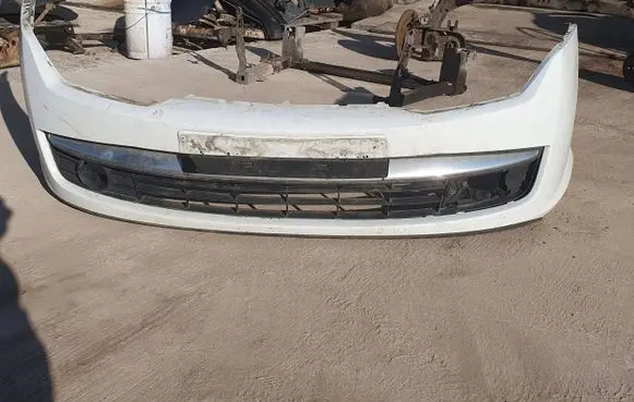 Renault Laguna III Front bumper 44329