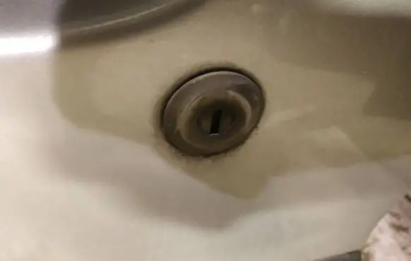Peugeot 206 Front door lock (next to the handle) 
