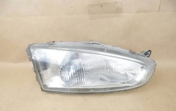 Mitsubishi Colt Headlight/headlamp 10087148