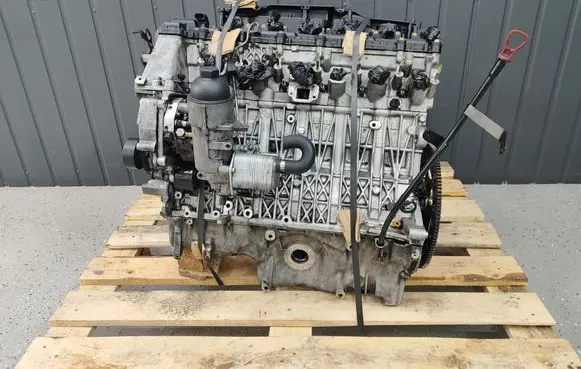 BMW 5 E60 E61 Engine 306D3 7792822 7781195