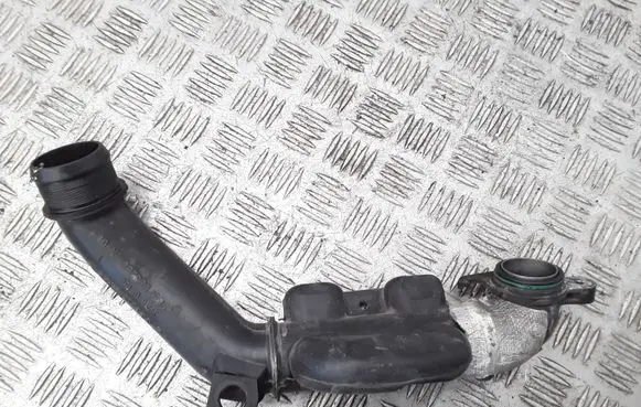 Citroen Berlingo Air intake hose/pipe 9657083280