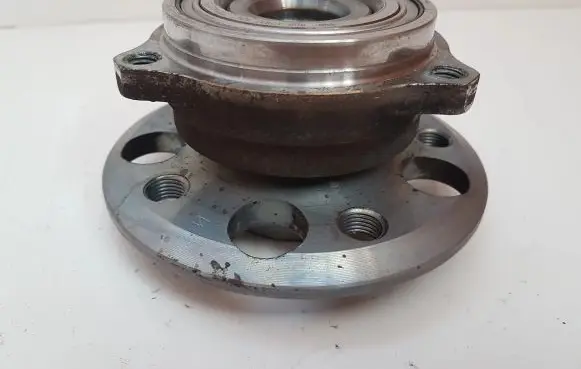Mercedes-Benz C W204 Rear wheel ball bearing A2309810127