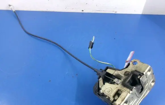 Front door lock