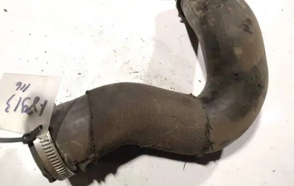Audi Q7 4L Intercooler hose/pipe