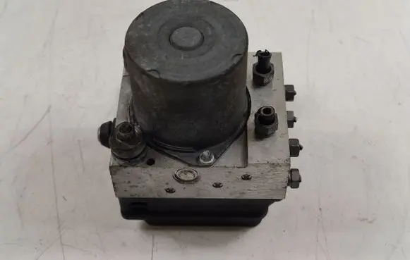 Peugeot 508 ABS Pump 9677031780