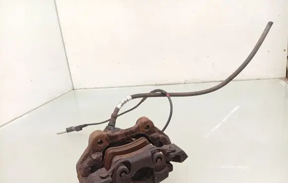 Mercedes-Benz R W251 Rear brake caliper A1645406510