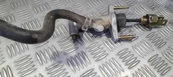 Clutch master cylinder