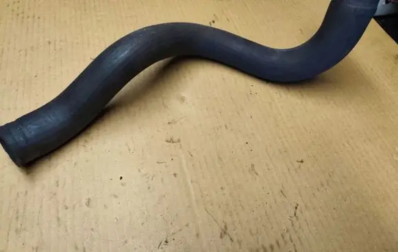 Jeep Grand Cherokee (WJ) Intercooler hose/pipe